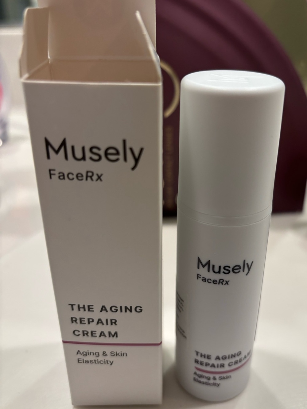 Aging Repair Cream — White Hydrating Moisturizer